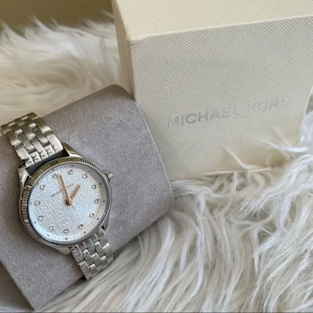 New Michael Kors women watch
